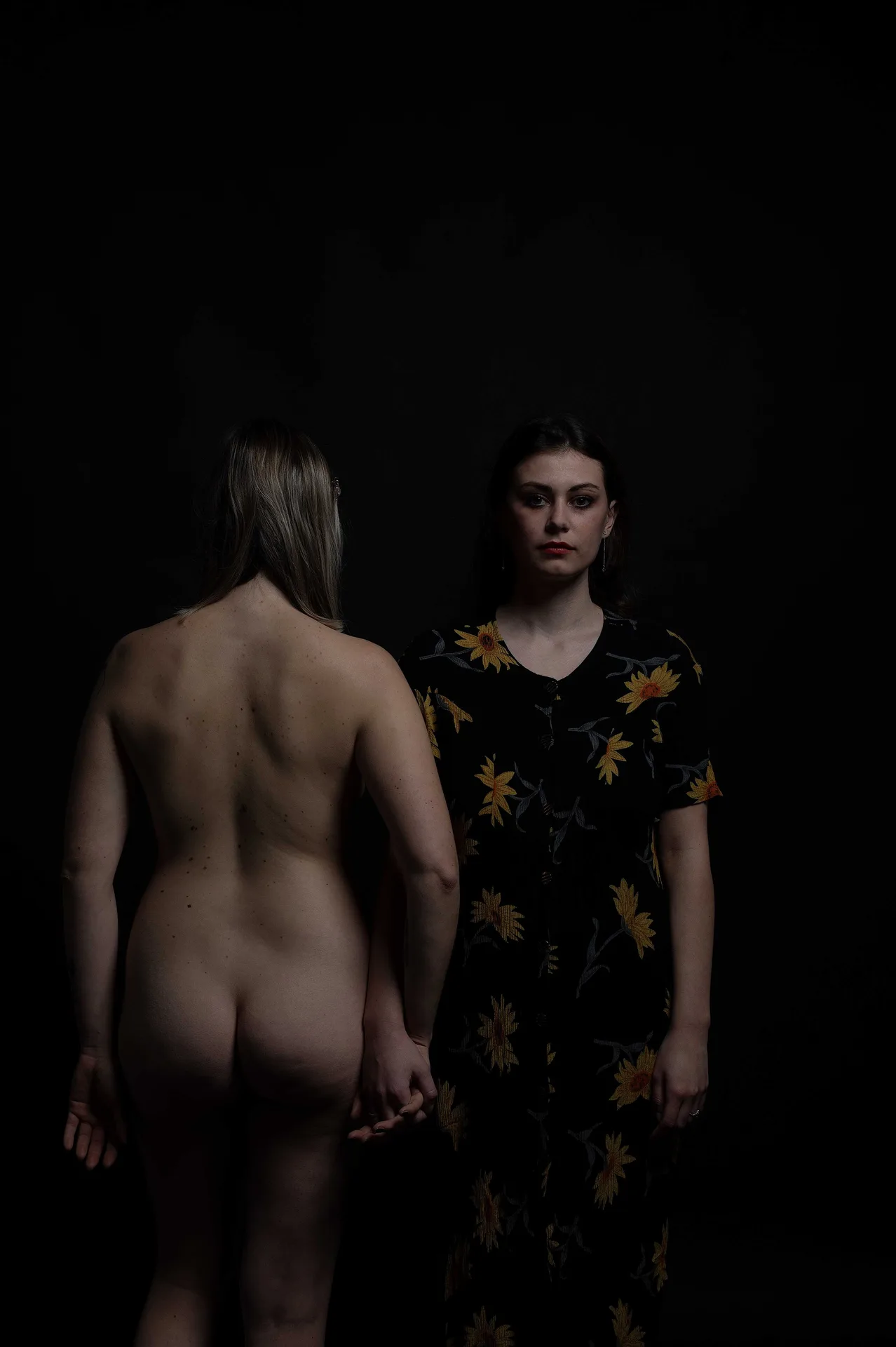 Two Skins, foto 5 di 6